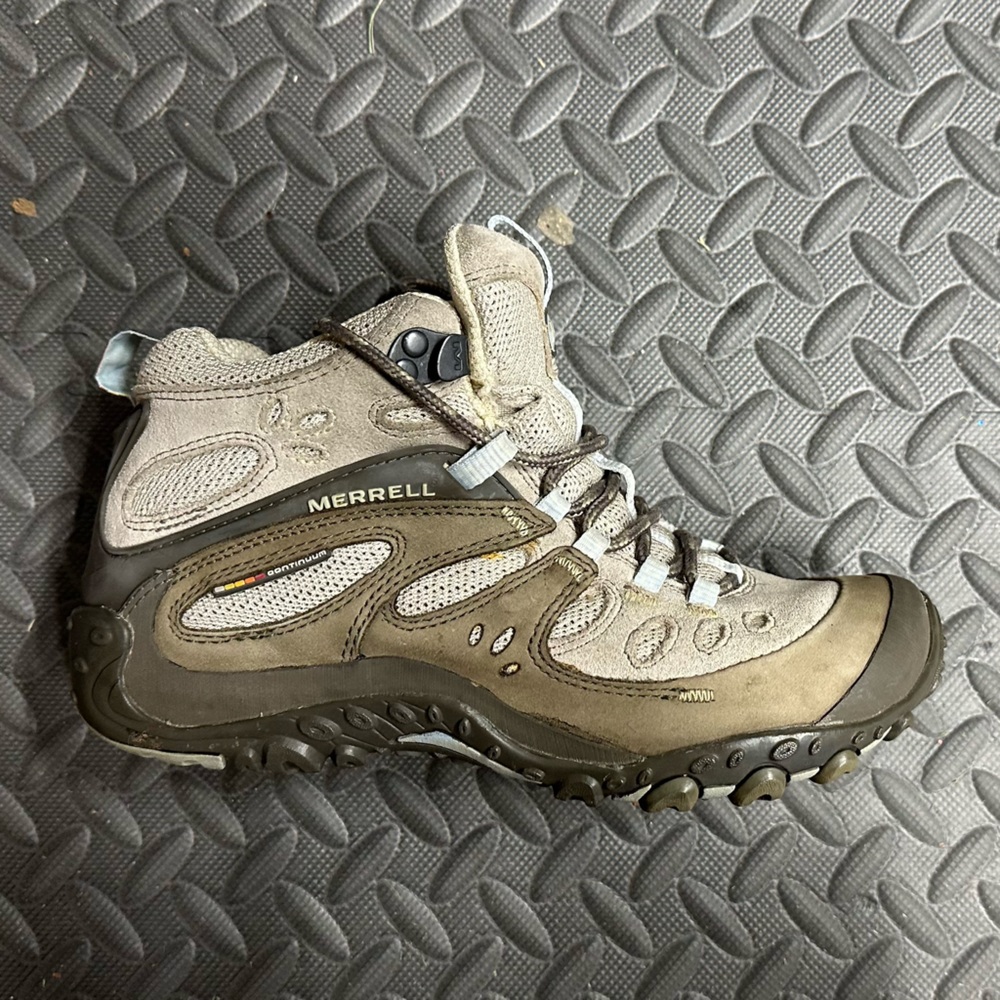 Merrel women’s hiking boots